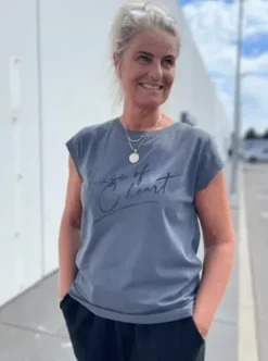 CC Heart Grå T-shirt Med Tekst