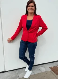 Freequent Nanni Rococco Rød Blazer – SPAR 50%