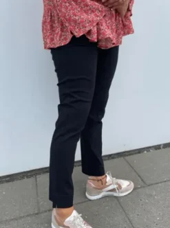 Freequent Solvej Ankle Sort Bukser