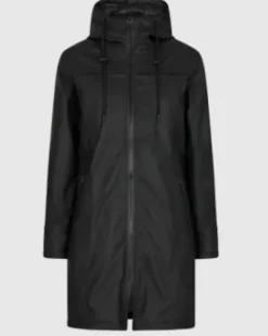 Freequent Sort Rain Jacket