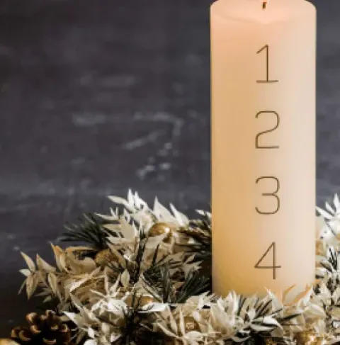 Kunstindustrien Advent Kalenderlys 7×24 Cremefarvet Med Guld Tal