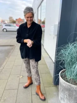 Marta Giselle Sort Skjorte Babyfløjl