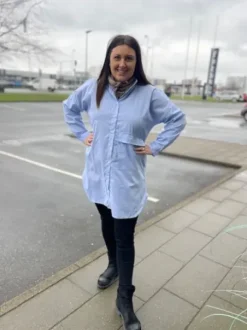Marta Mineva Lyseblå Stribet Skjorte