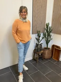 Marta Talia Buks Lyseblå Med Blomst