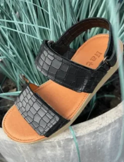 Nature Karen Sort Croco Sandal