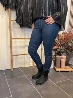 Pieszak Trisha Swan Wash Japan Blue Jeans