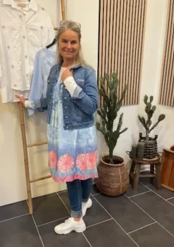 Red Button Denim Jakke Jackie Midstone