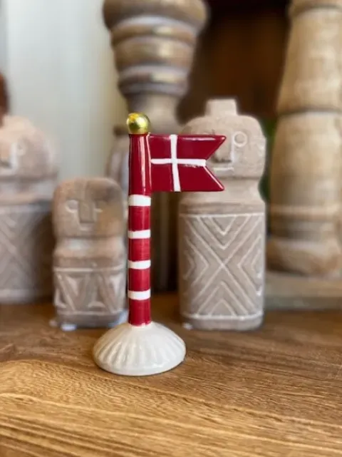 Speedtsberg Lille Flag Med Rød/Hvid Stang