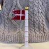 Speedtsberg Stort Flag Rosa Creme Guld Stang Creme Fod